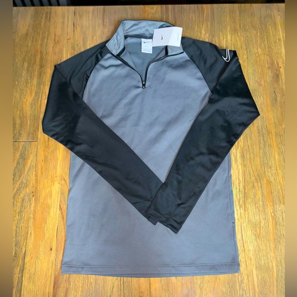 Nike Other - Men’s size S Nike quarter zip fleece sweatshirt NWT